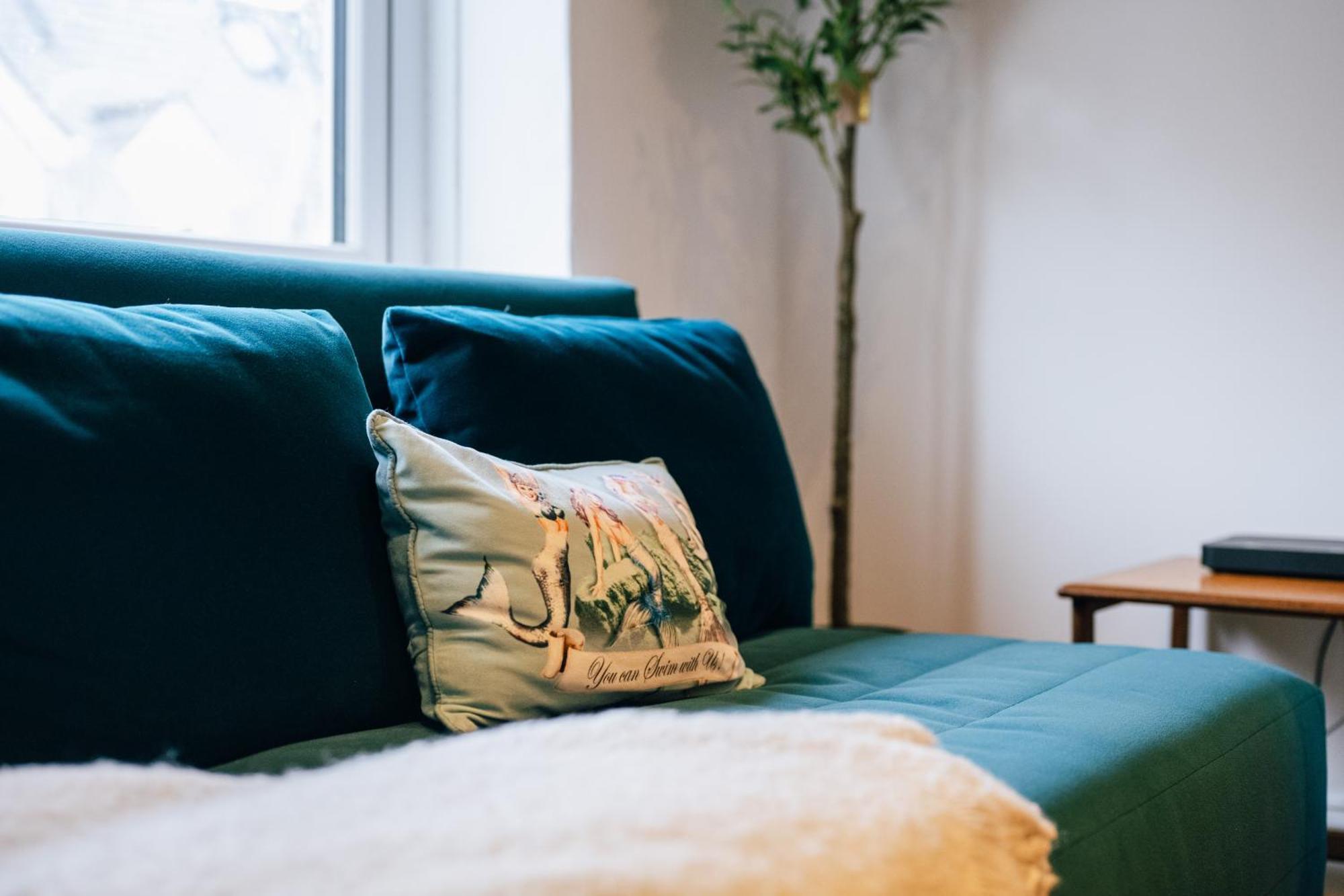 Cute 1 Bed Apartment 2 Mins From The Sea - Sleeps 4, Flat 8 The Gables, Church Street, Lyme Regis Exteriör bild